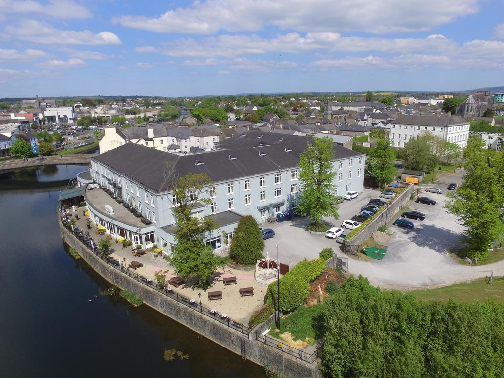 Kilkenny River Court Hotel Exteriör bild